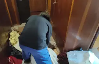 Как да махнете тежката миризма у дома